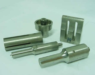 濰坊模具廠專業(yè)解析 壓鑄模具價(jià)格、鋁合金壓鑄模具及配件全覽